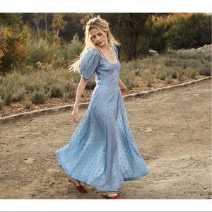 Doen Tetra Dress size Medium 🤍